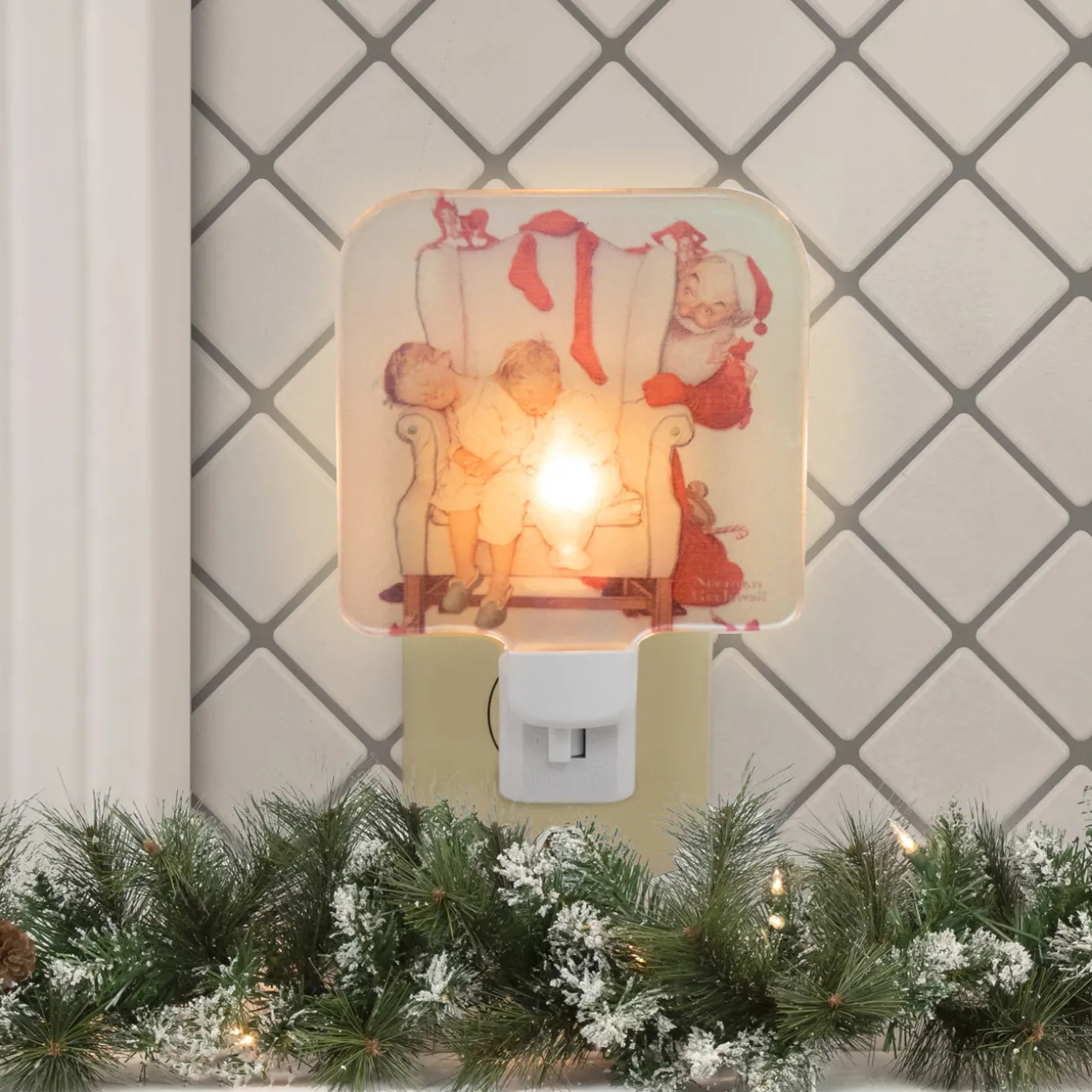 6" Norman Rockwell 'Santa Looking at Two Sleeping Children' Glass Christmas Night Light