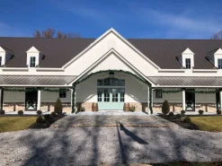 Buffalo Fir Commercial Length Artificial Christmas Garland - 25' x 20