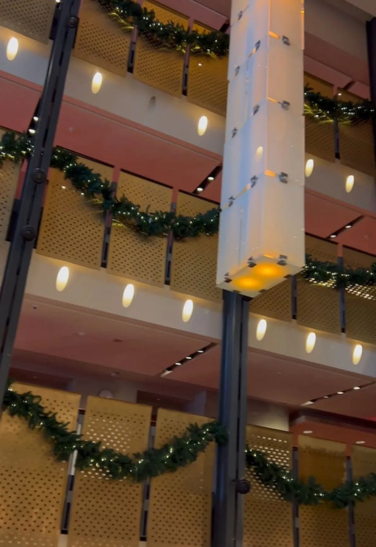 Buffalo Fir Commercial Length Artificial Christmas Garland - 25' x 20" - Unlit