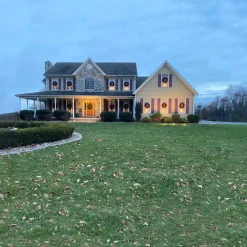 Canadian Pine Artificial Christmas Wreath - 30