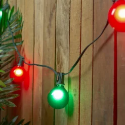 15-Count Red and Green G50 Globe Christmas Light Set, 13.5 ft Green Wire