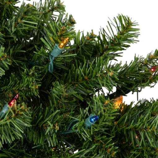 Pre-Lit Canadian Pine Artificial Christmas Wreath - 36" - Multi Lights