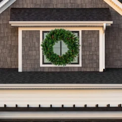 Pre-Lit Royal Oregon Pine Artificial Christmas Wreath - 48